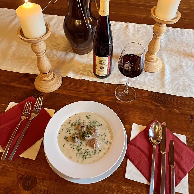 Zámek Kamenný Dvůr - restaurace