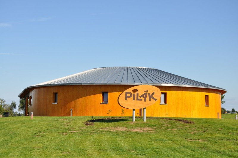 Rekreační areál Pilák (půjčovna sportovních potřeb)