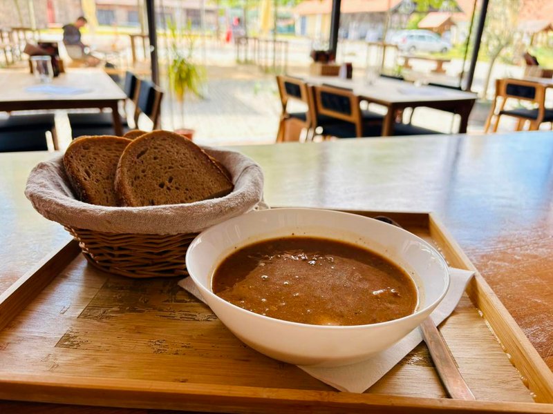 Kavárna a pivovar Holanďan