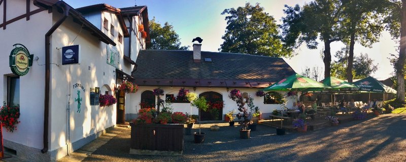 Hostinec U pejska a kočičky